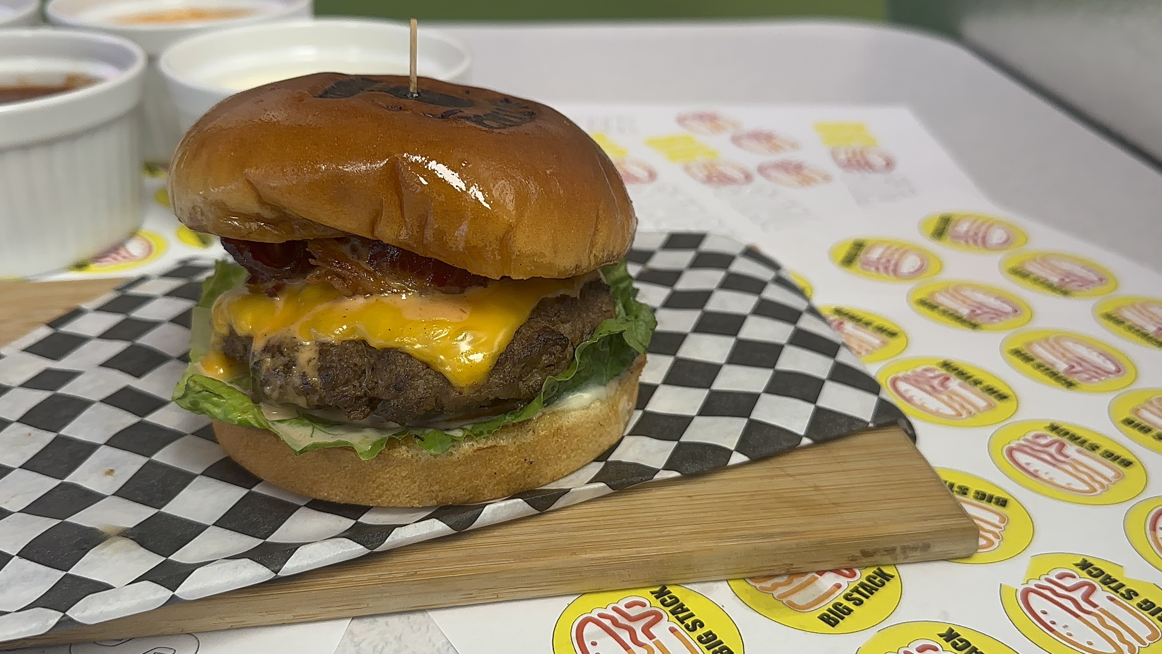 BIGSTACK - LAMB Burger